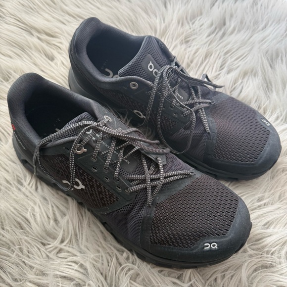 ON RUNNING Cloudstratus Running Shoe Men's Black Size 10 - Picture 2 of 10